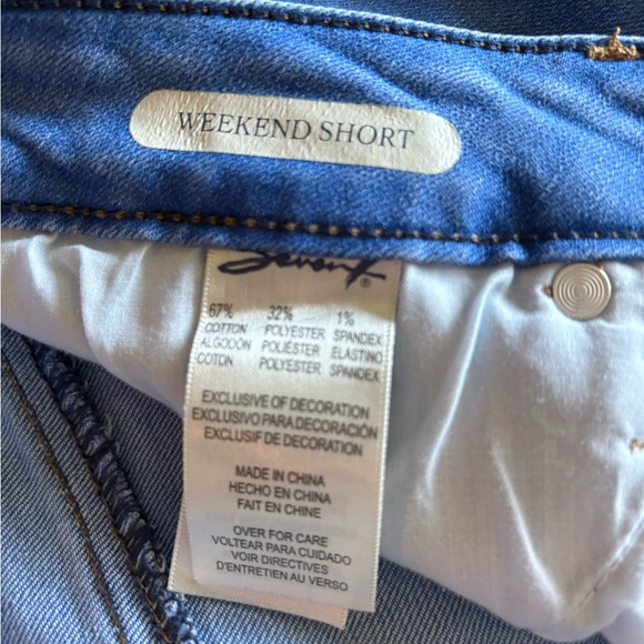 Seven7 Blue Jean Shorts with Classic Design - Picture 4 of 5